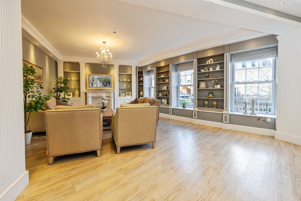 Property photo 3 of 20 Photo #3