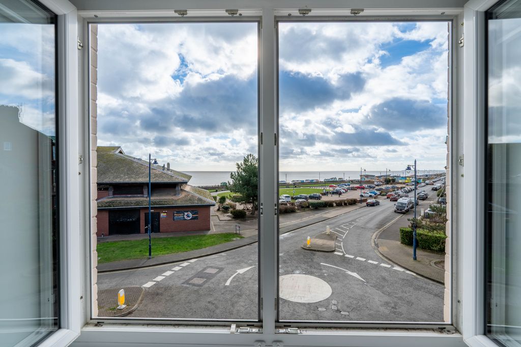 Property photo 3 of 11 Dsc_5748-Hdr