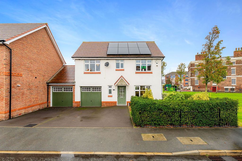 Property photo 1 of 42