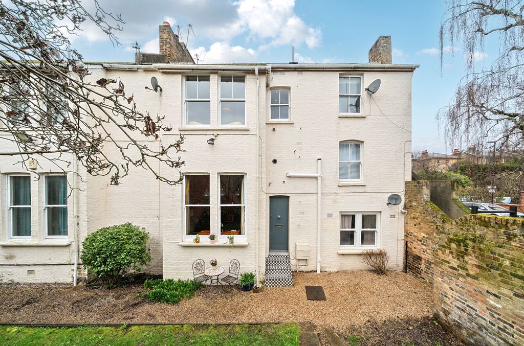 Property photo 1 of 15 1417683-2-699d775...