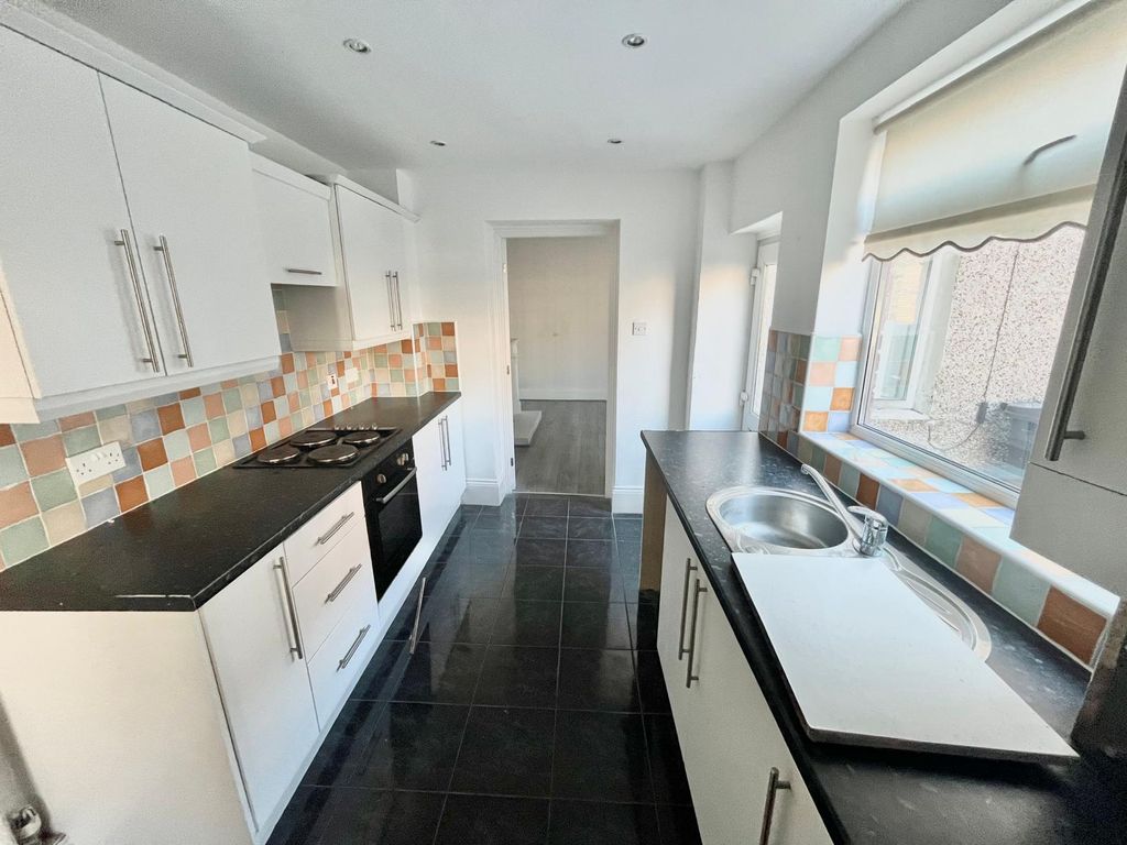 Property photo 1 of 7 2 Bedroom Flat Silkeys Lane, North Shields, Ne29