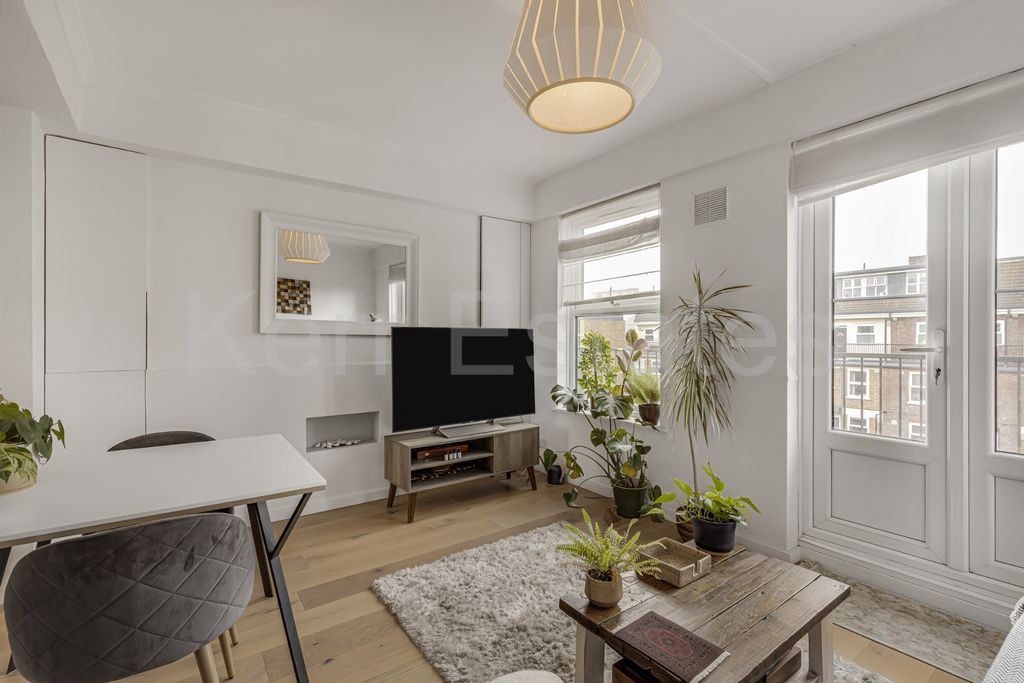 Property photo 1 of 14 Photo 6