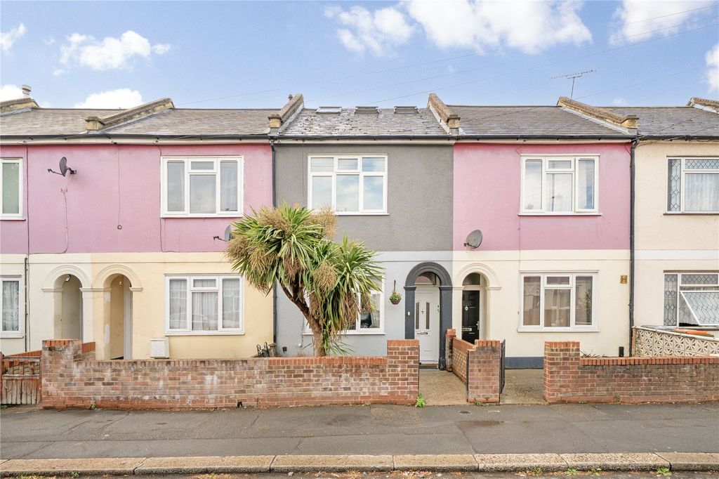 Property photo 1 of 11 External