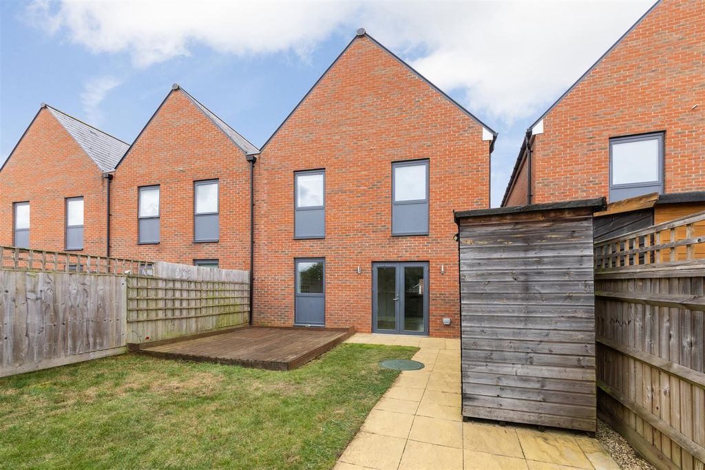 Property photo 2 of 20 Em1A5582.Jpg