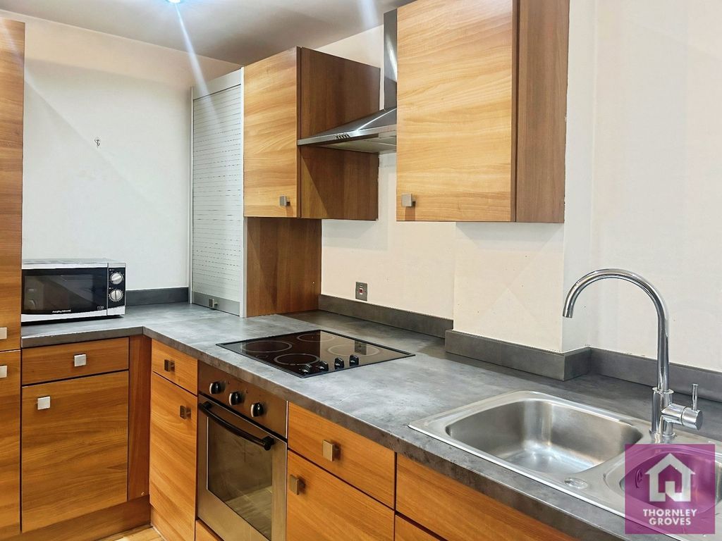 Additional image 6 of 2 bed flat for saleFresh, Salford, Manchester City Centre M3