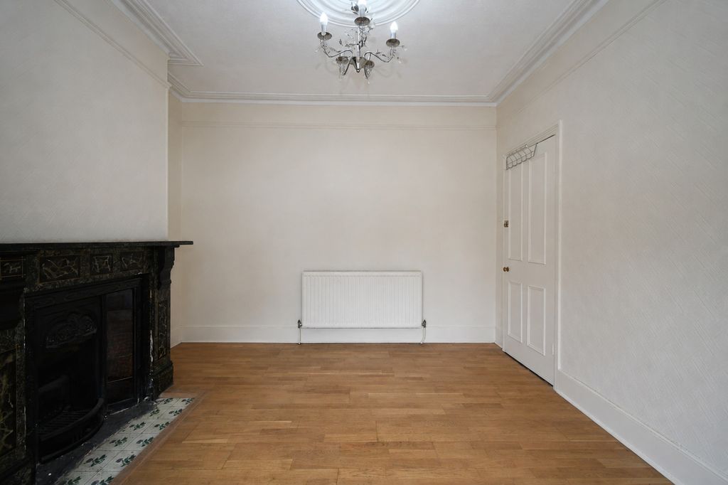 Property photo 3 of 16 5035084