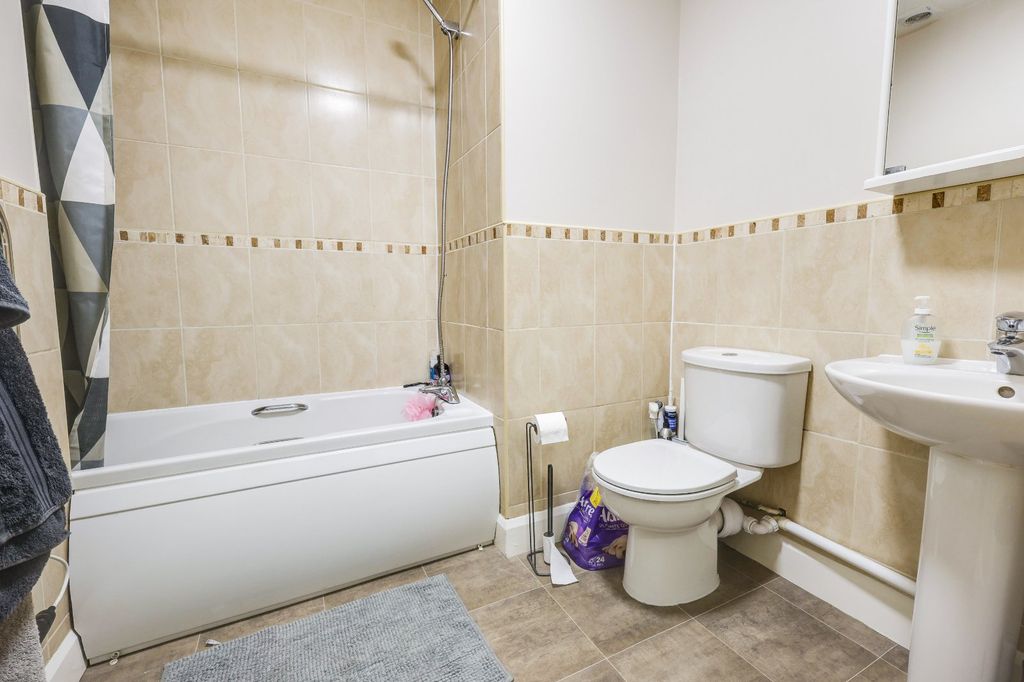 Additional image 13 of 2 bed flat for saleFarsley Beck Mews, Stanningley, Pudsey, Leeds LS13