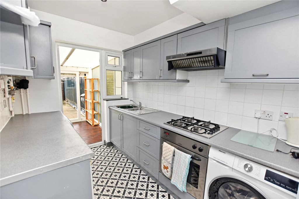 Property photo 2 of 10 Picture No. 07