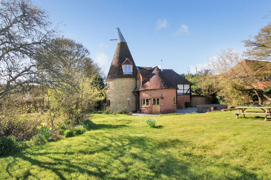 Property photo 1 of 22