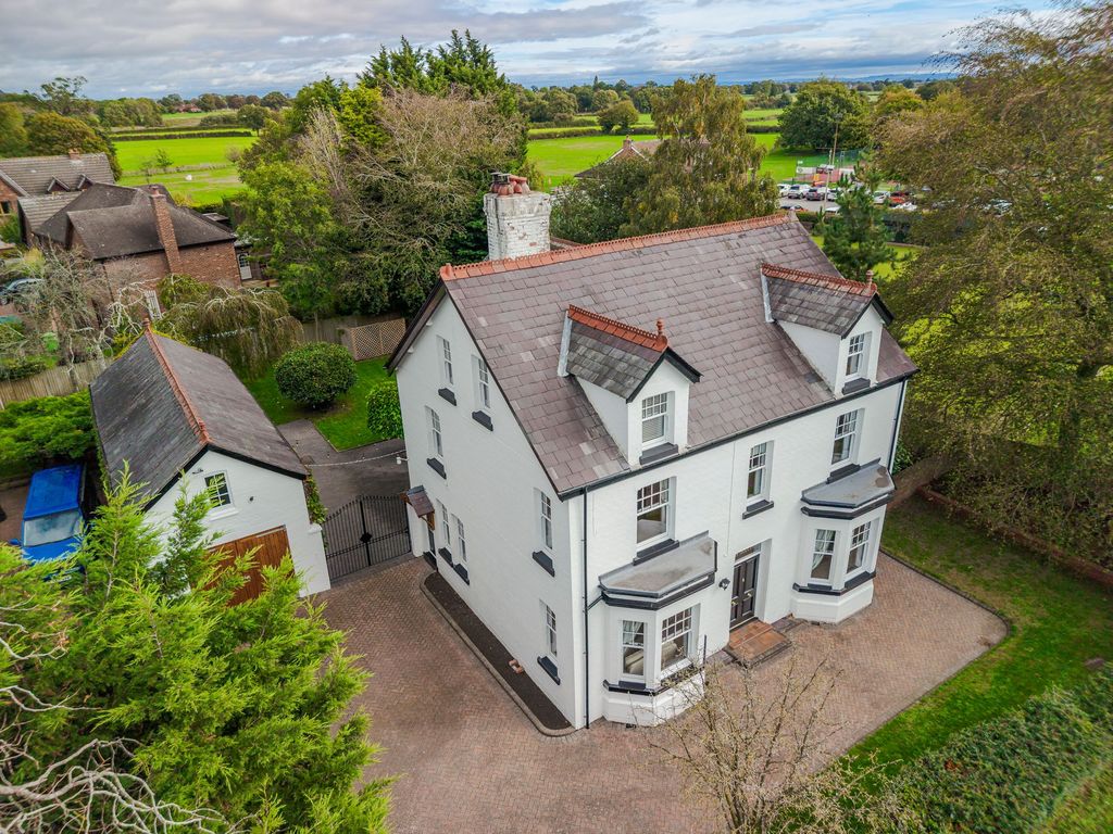 Property photo 1 of 59