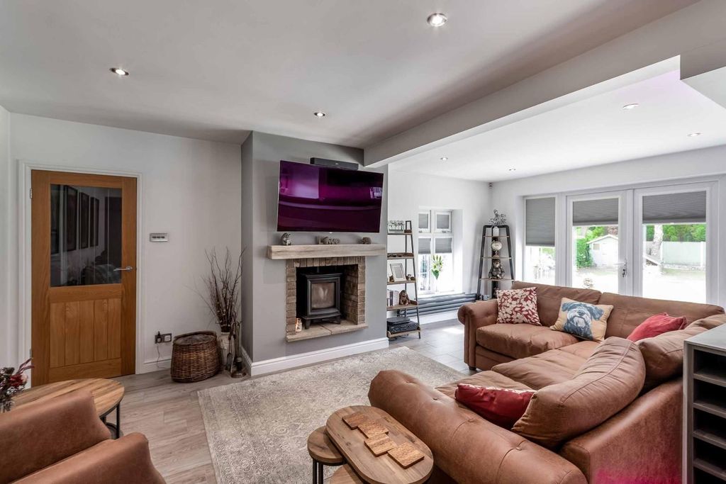 Additional image 22 of 5 bed detached house for salePlantation Avenue, Bessacarr, Doncaster DN4