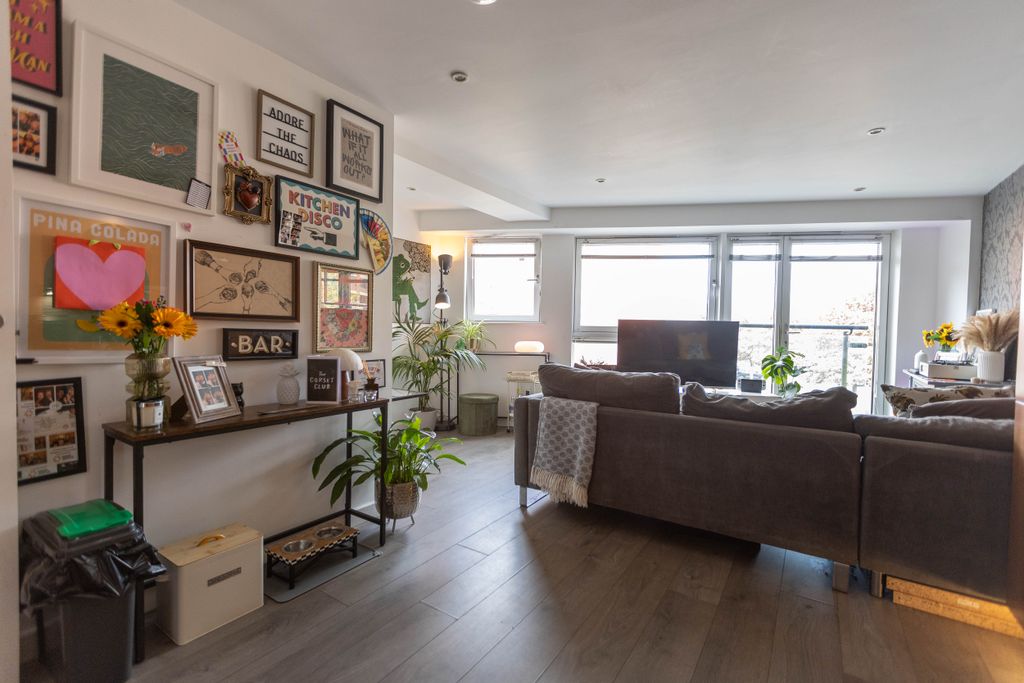 Additional image 4 of 1 bed flat for saleTempleton Street, Glasgow G40