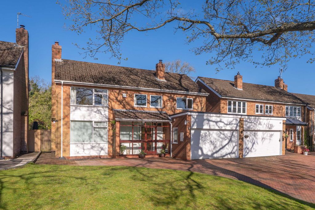 Property photo 1 of 23