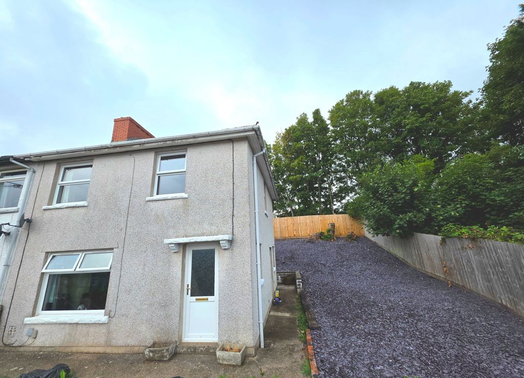 Property photo 1 of 25