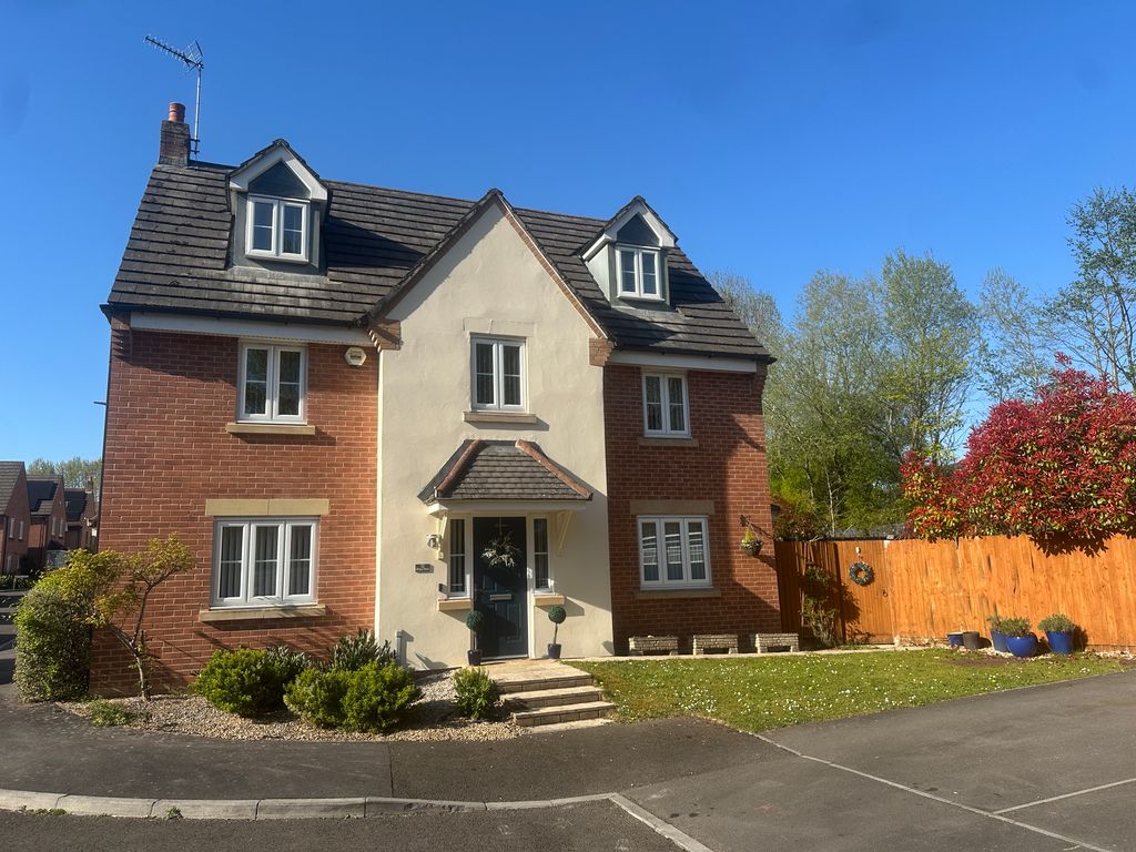 Property photo 1 of 24