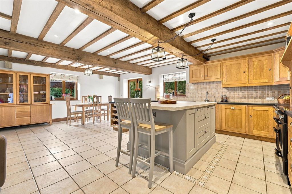 Property photo 3 of 36 Picture No. 05