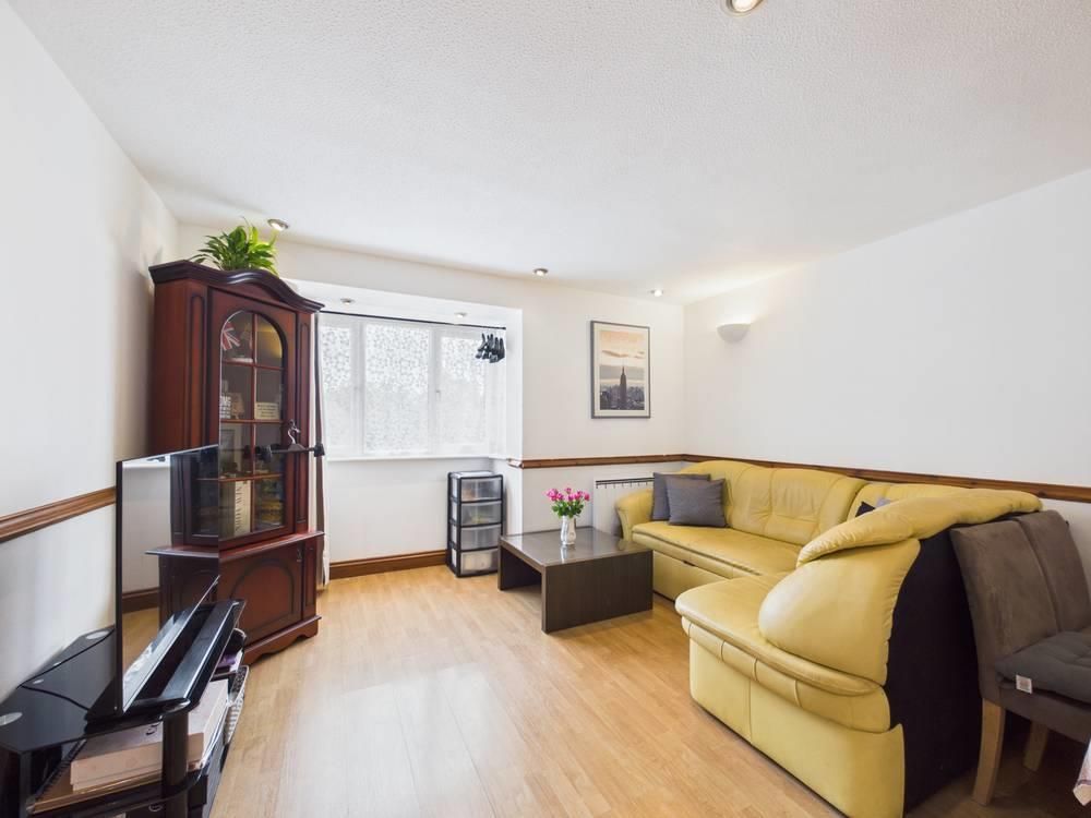 Property photo 2 of 16 Cam01358G0-Pr0239-Still012-Thumbnail-H750-70.Jpg