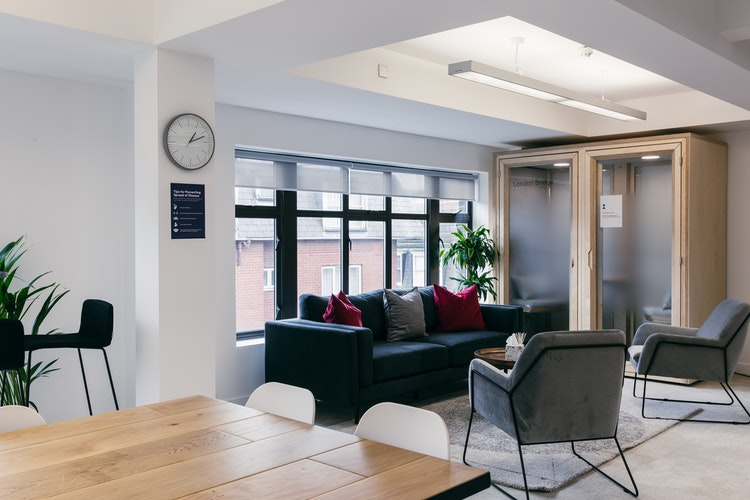 Property photo 2 of 7