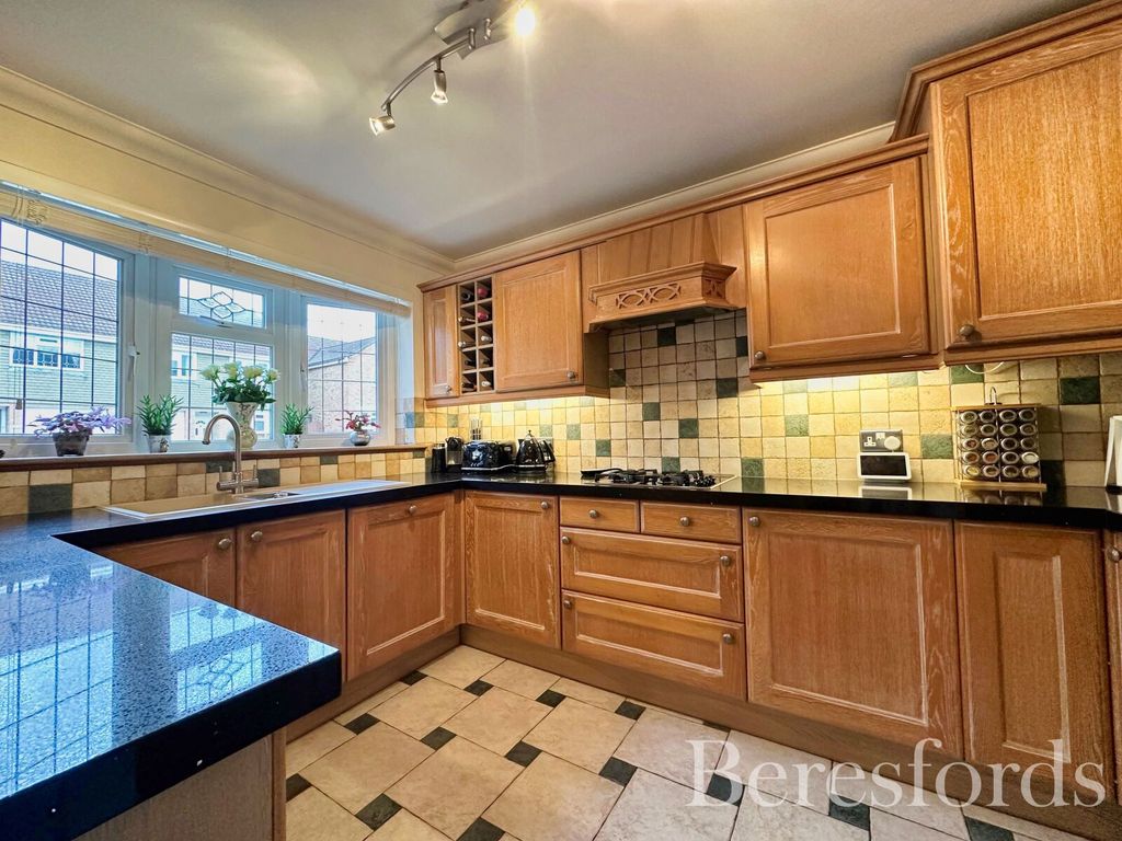 Property photo 3 of 19 Picture No. 13