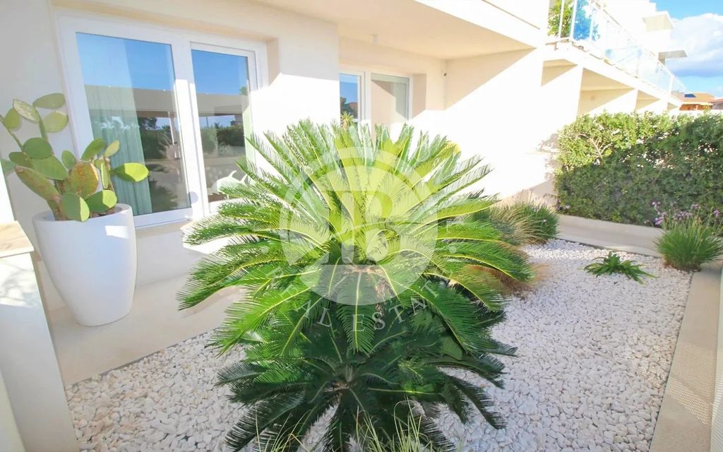 Property photo 2 of 25