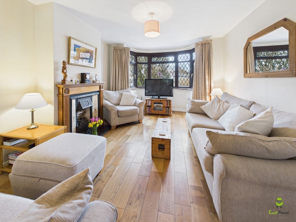 Property photo 3 of 24 Presented By Clinton At Ewemove Bexleyheath And Da