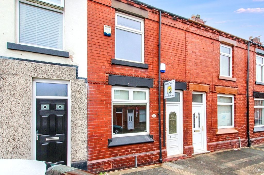 Property photo 2 of 22