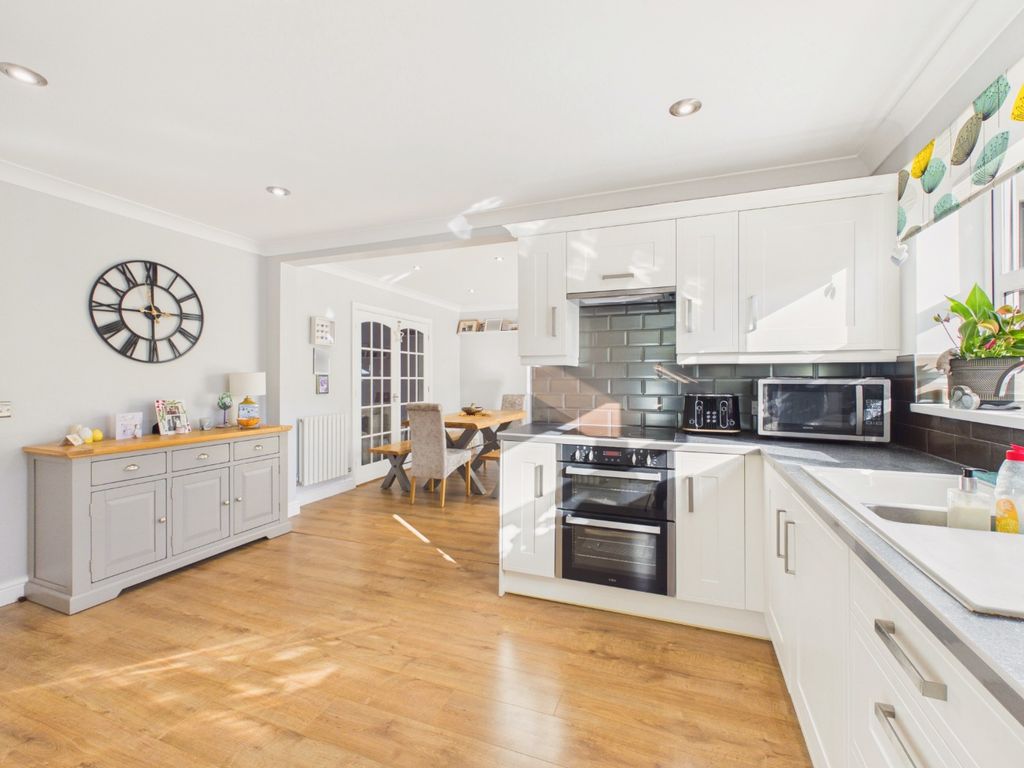 Property photo 3 of 19 5675665