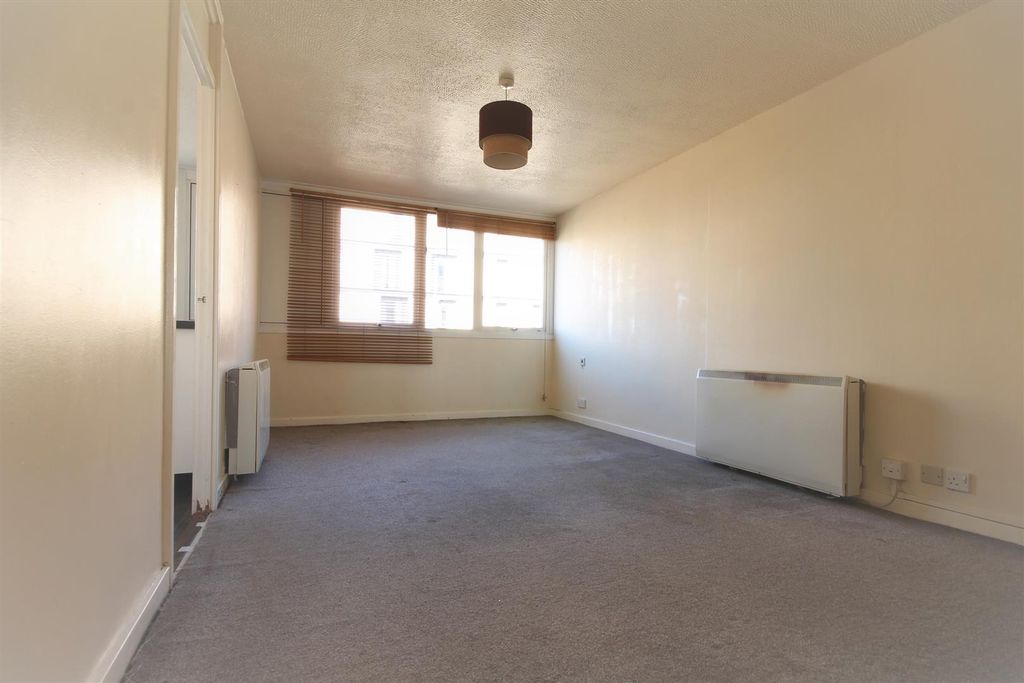 Property photo 2 of 11 3Copy.Jpg