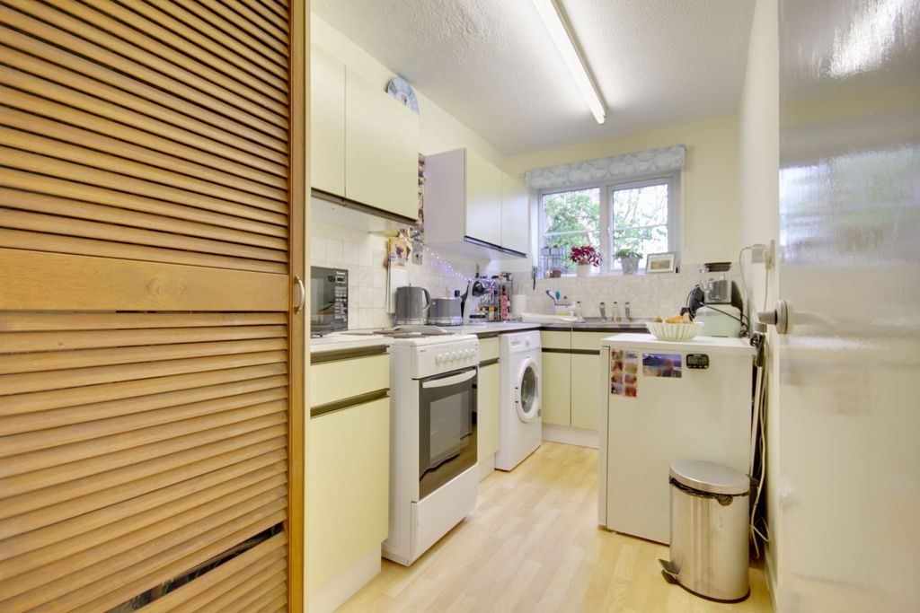 Property photo 2 of 5 Img_7488-Img_7490