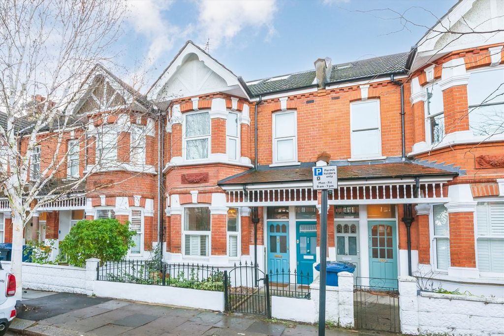 Property photo 1 of 12