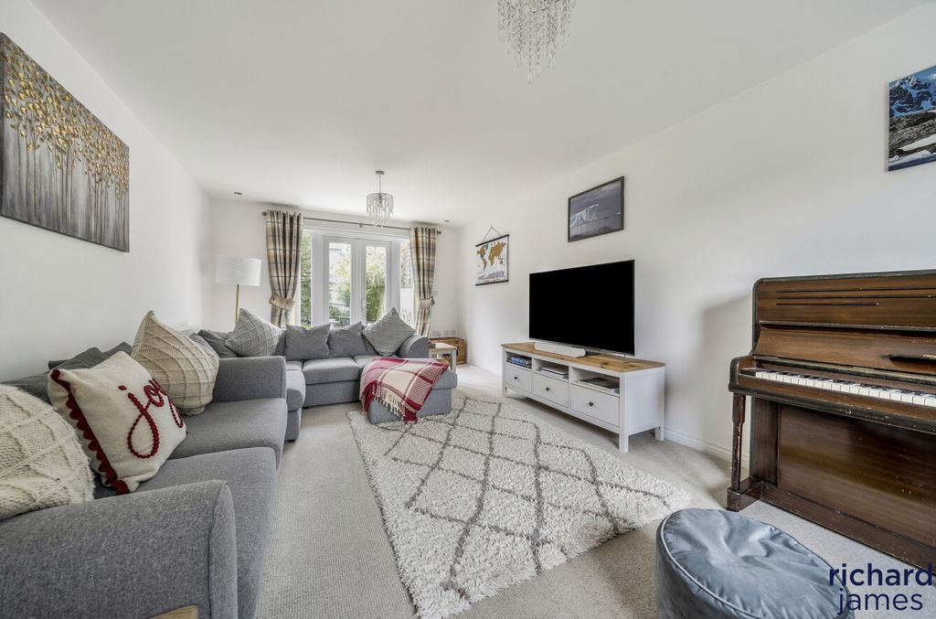 Property photo 2 of 22 Bd64Ad7B692c4080A6B3E30Ebe50Aa20