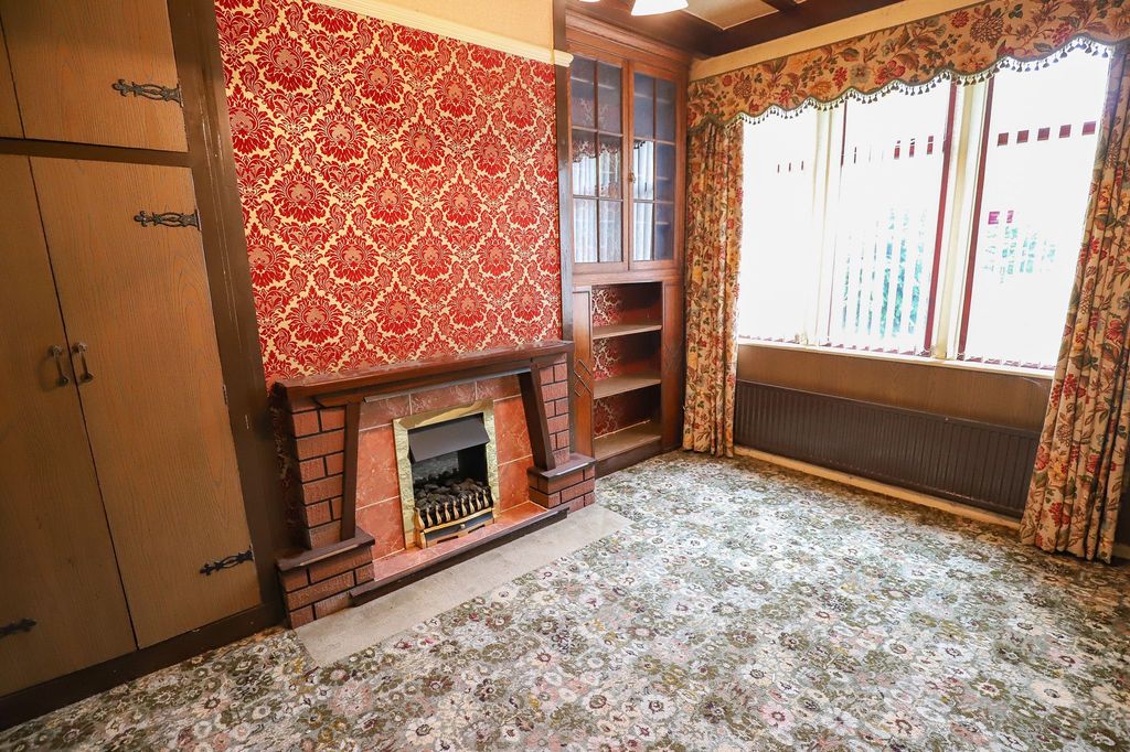 Property photo 3 of 16