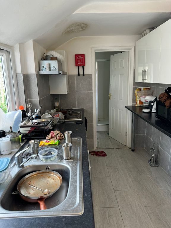 Property photo 2 of 8 Photo-2024-06-24-14-20-42 3