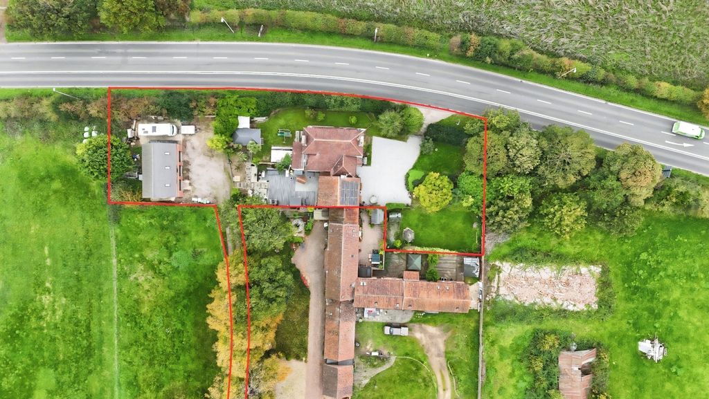 Property photo 3 of 45 5Fe0E55B-Thumbnail_c9Fa532c-A0d3-4c22-A57c-d4323ee22627