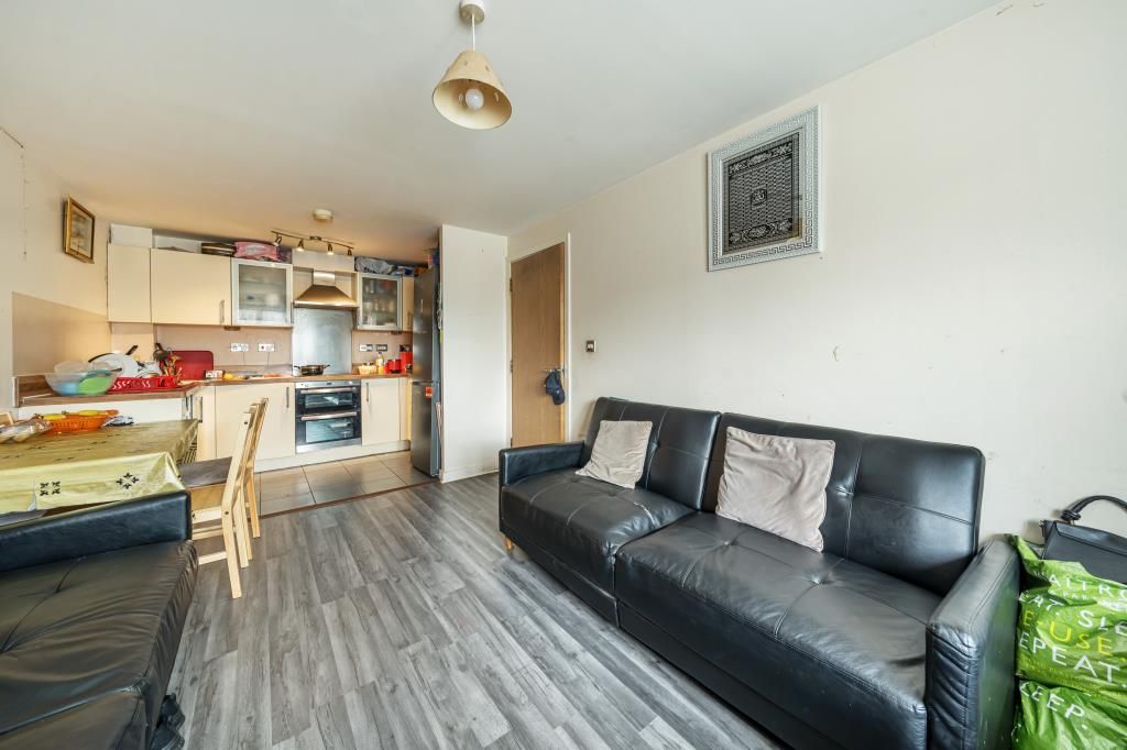 Property photo 3 of 10 Open Plan Living And Kitchen