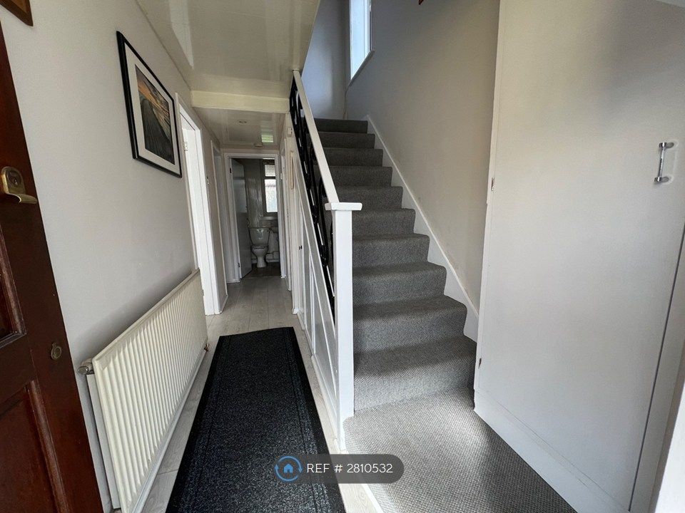 Property photo 3 of 21