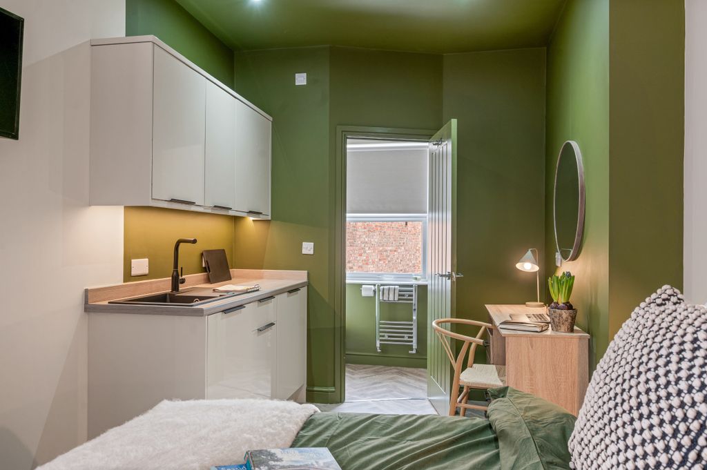 Property photo 3 of 19