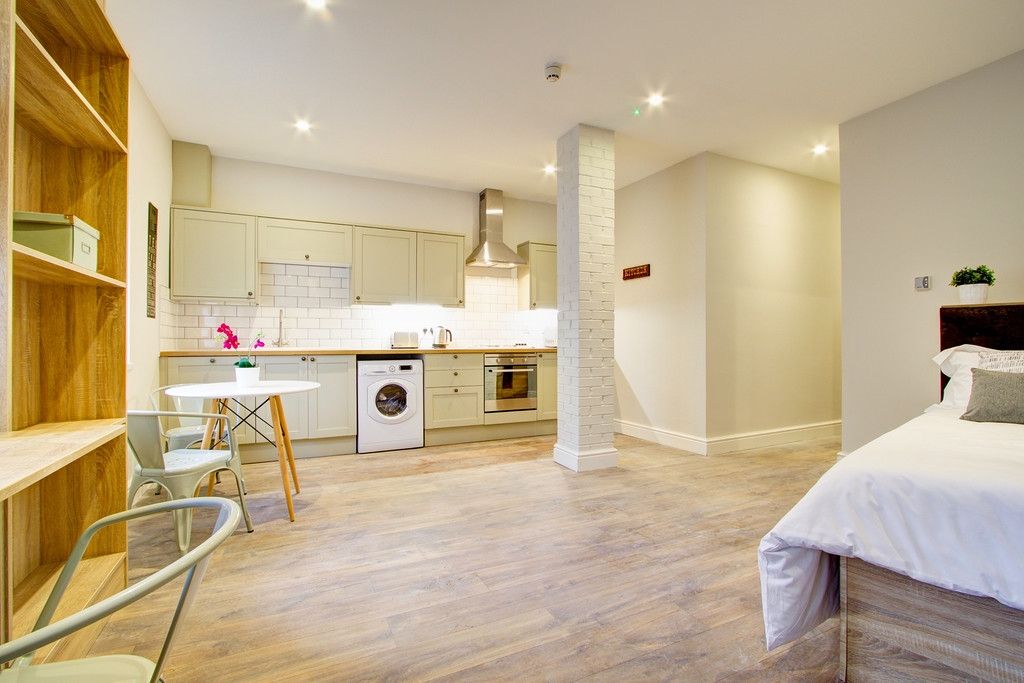 Property photo 1 of 6 Photo 0