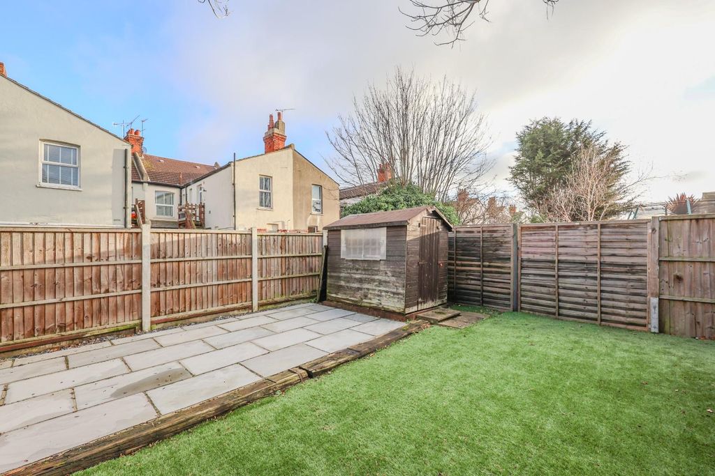 Property photo 3 of 16