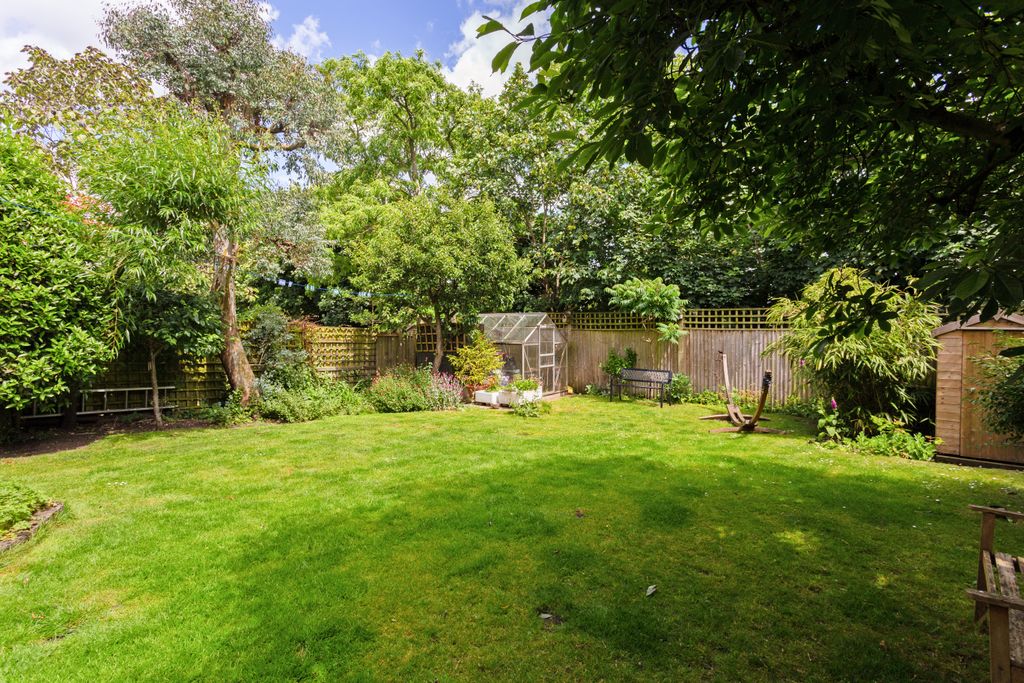 Property photo 2 of 15