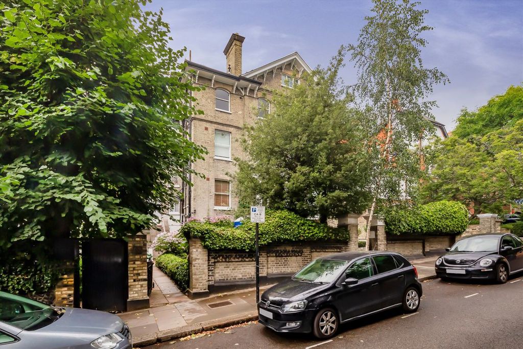 Property photo 1 of 1