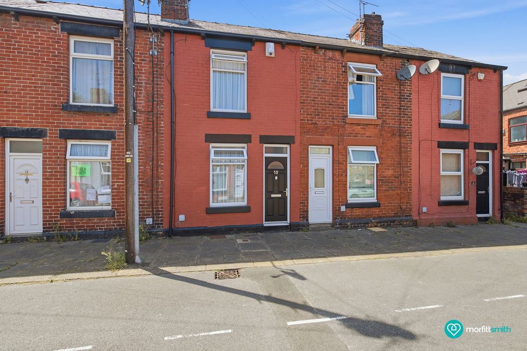 Property photo 1 of 24