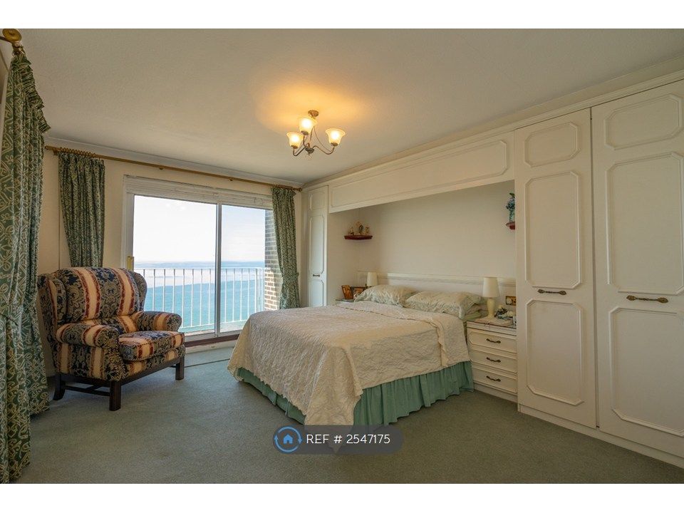 Property photo 1 of 27 Master Bedroom