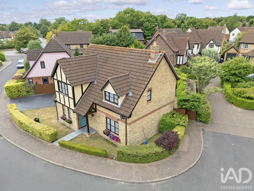 Property photo 3 of 36