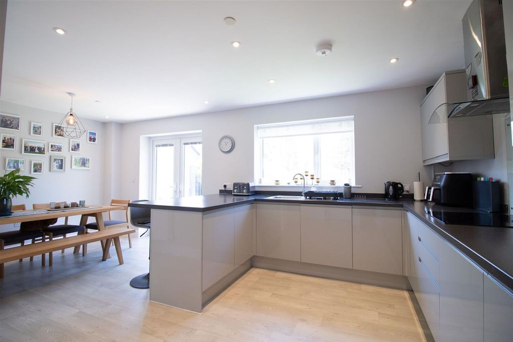 Additional image 10 of 4 bed detached house for saleMillers Wood, Penmaen NP12