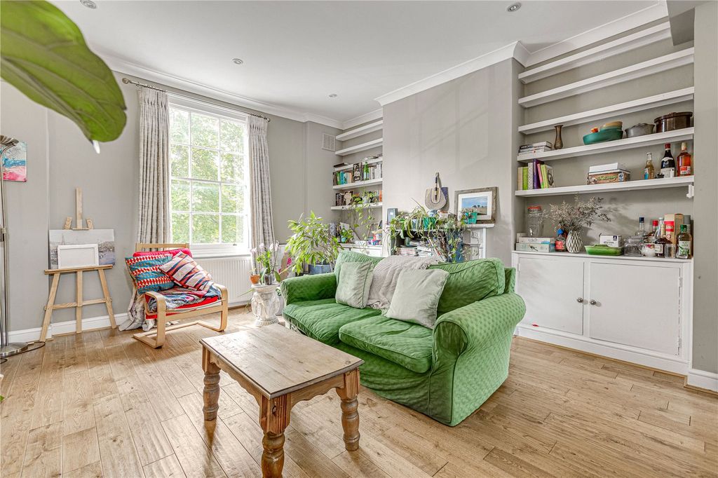 Property photo 2 of 7