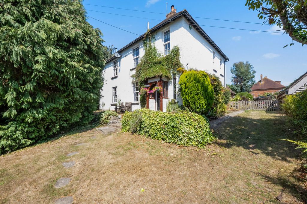 Property photo 1 of 21