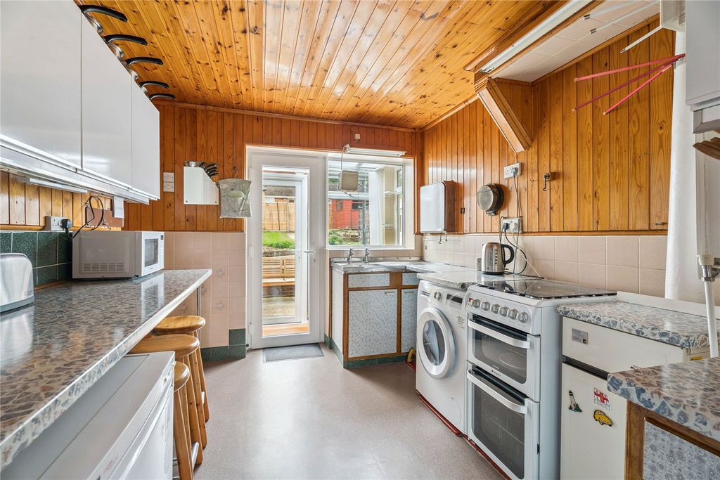 Property photo 3 of 15 Kitchen