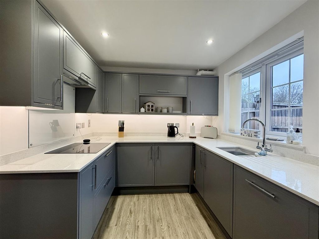 Property photo 3 of 16 Img_4093.Jpg