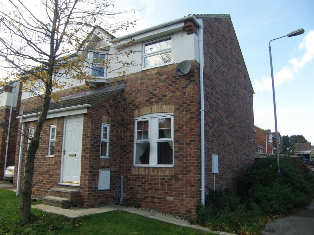 Property photo 1 of 2